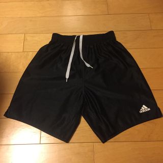 アディダス(adidas)のアディダスハーフパンツ(ショートパンツ)