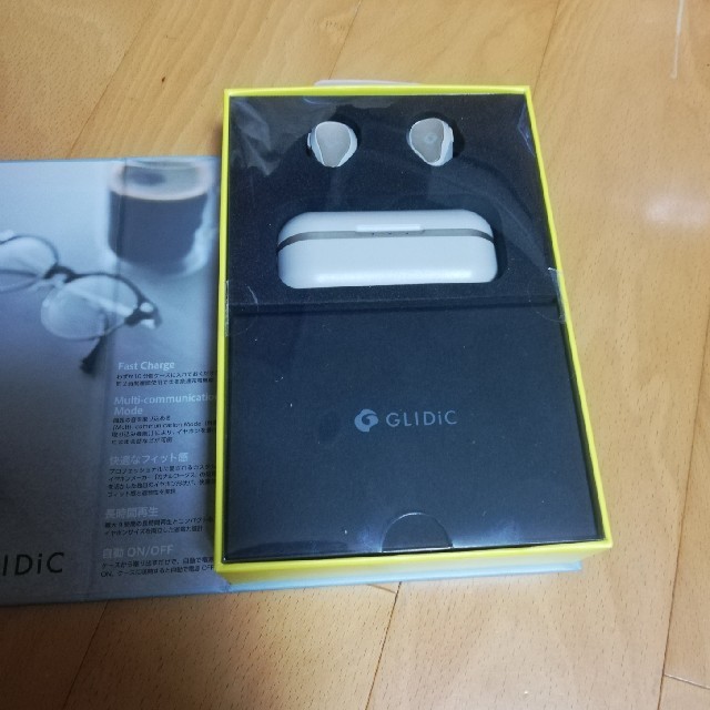 Softbank(ソフトバンク)のGLIDiC Sound Air TW-7000 スマホ/家電/カメラのオーディオ機器(ヘッドフォン/イヤフォン)の商品写真