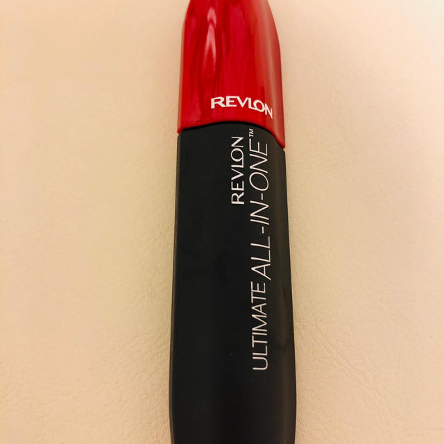 REVLON(レブロン)のレブロン　ブラック　マスカラ コスメ/美容のベースメイク/化粧品(マスカラ)の商品写真