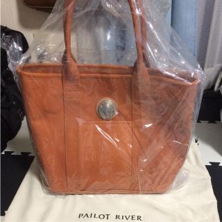 PAILOT RIVER トートバッグ　REDMOON