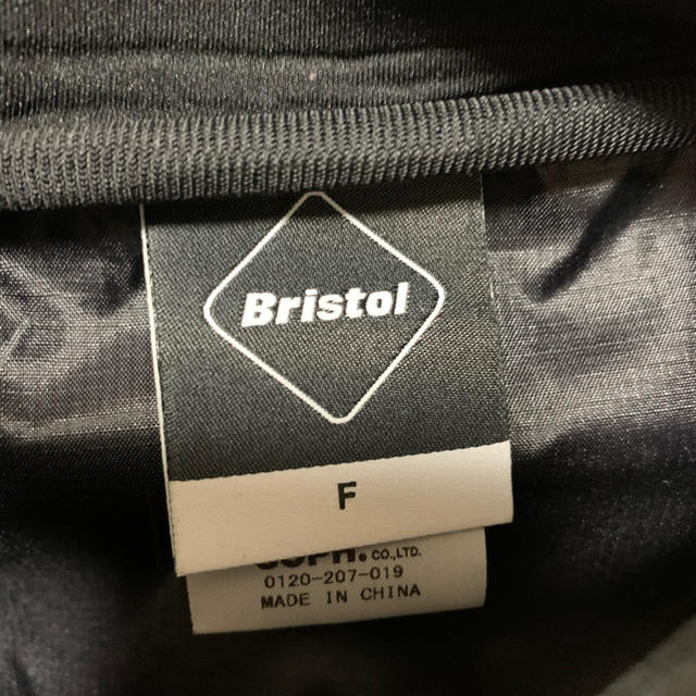 SOPH(ソフ)のF.C.Real Bristol 完売品 メンズのバッグ(ボディーバッグ)の商品写真