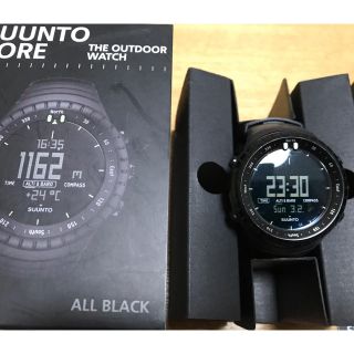 スント(SUUNTO)のスントコアオールブラック【Tomo様専用】(腕時計(デジタル))