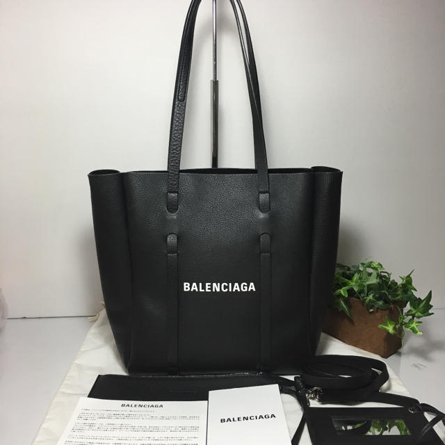 【Aランク】BALENCIAGA バレンシアガ エブリデイトートXS 2wayバッグ 489813 カーフスキン ネイビー【ISEYA】