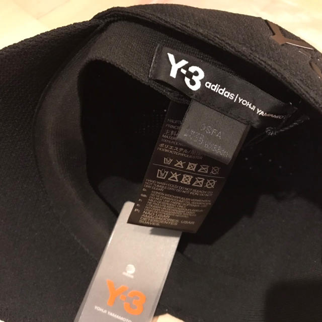 Y-3(ワイスリー)のY-3 KNIT CAP(BLACK)  メンズの帽子(キャップ)の商品写真