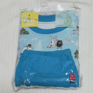 ユニクロ(UNIQLO)の今だけ価格！新品　UNIQLO　長袖水色ムーミンパジャマ100cm(パジャマ)