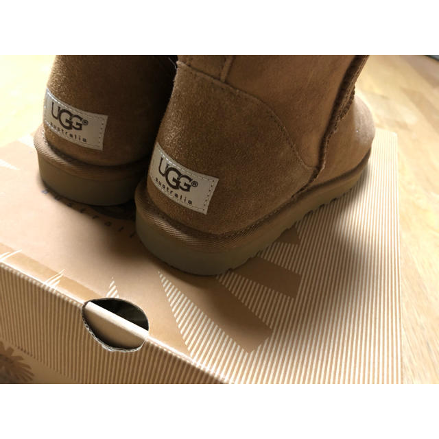 UGG(アグ)のugg ムートン レディースの靴/シューズ(ブーツ)の商品写真