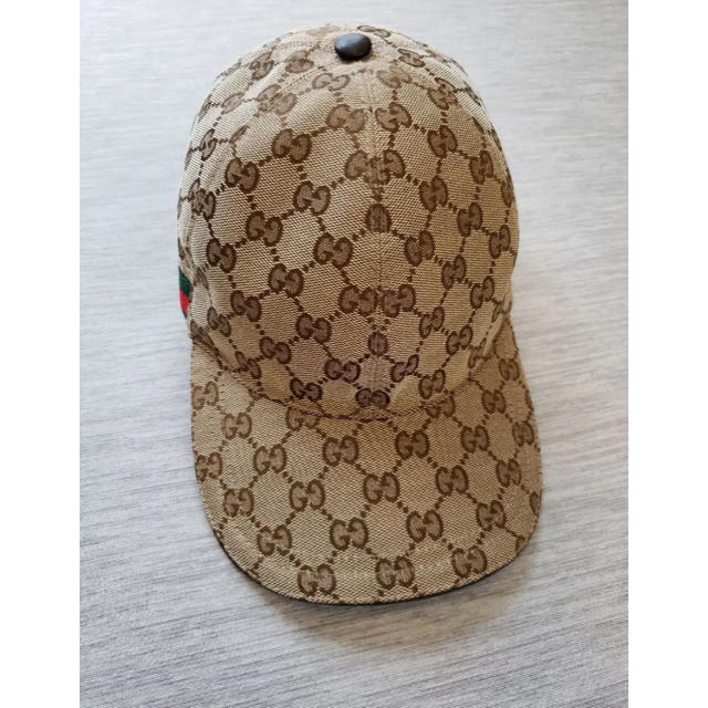 GUCCI キャップ　確実正規品　サイズXL60のサムネイル