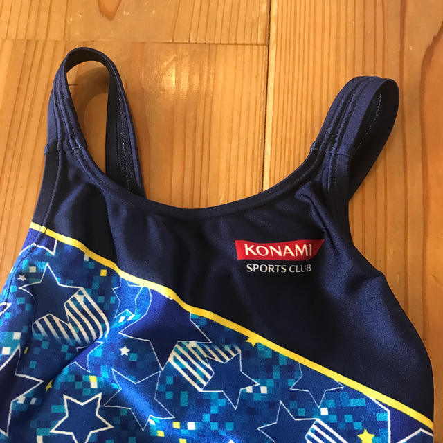 KONAMI(コナミ)のコナミスポーツクラブ　水着　130 キッズ/ベビー/マタニティのキッズ服女の子用(90cm~)(水着)の商品写真