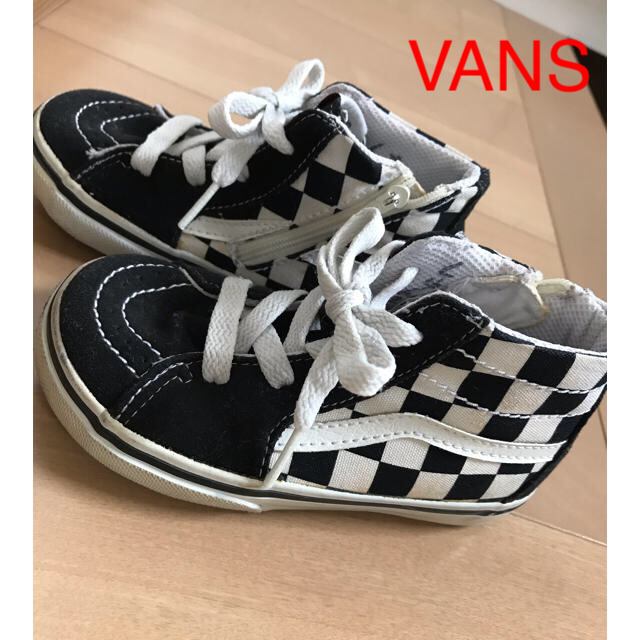 VANS(ヴァンズ)のVANSハイカットスニーカー 15㎝、16㎝ キッズ/ベビー/マタニティのキッズ靴/シューズ(15cm~)(スニーカー)の商品写真
