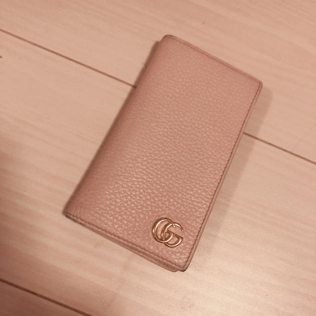 Gucci - GUCCI iPhoneケースの通販