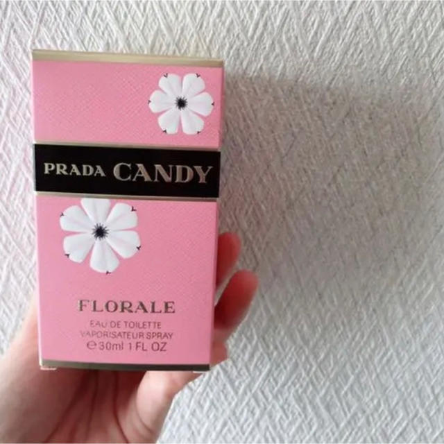 PRADA(プラダ)のPRADA 香水 CANDY コスメ/美容の香水(香水(女性用))の商品写真