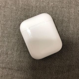 アップル(Apple)のairpods 第二世代 充電ケース(ヘッドフォン/イヤフォン)