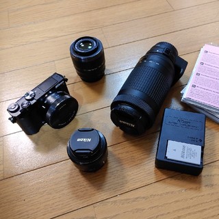 ニコン(Nikon)のNikon 1 J5 トリプルレンズ＋ft1超望遠セット(ミラーレス一眼)
