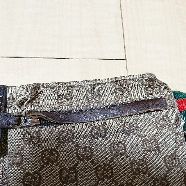 Gucci(グッチ)のGUCCI ヒップバッグ ウエストポーチ ボディバッグ レディースのバッグ(ボディバッグ/ウエストポーチ)の商品写真