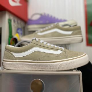 ヴァンズ(VANS)のvans old skool suede beige美品！(スニーカー)