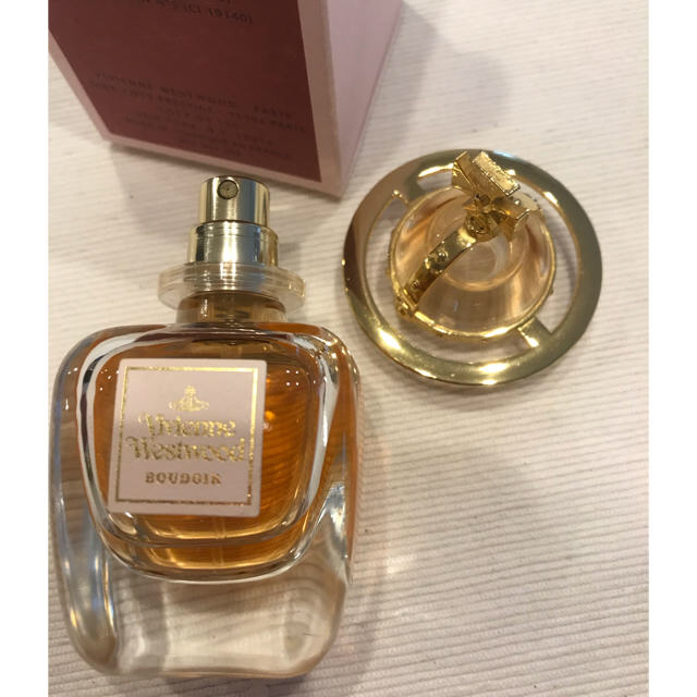 Vivienne Westwood(ヴィヴィアンウエストウッド)の美品 ブドワール  ヴィヴィアンウエストウッド 30ml オードパルファム   コスメ/美容の香水(香水(女性用))の商品写真