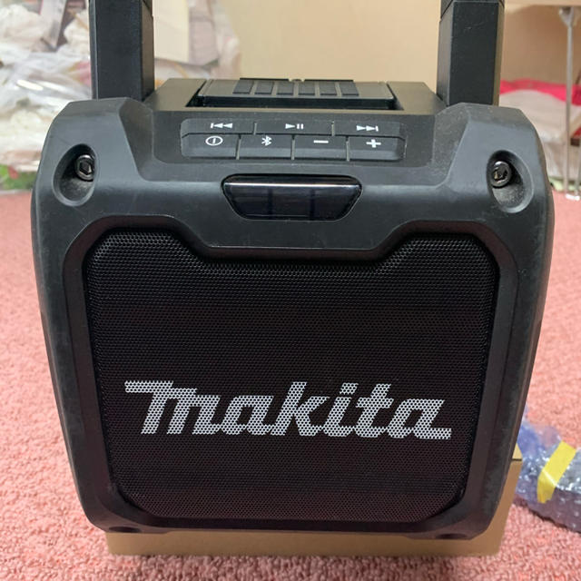 Makita(マキタ)のマキタMR200B  スピーカー　Bluetooth スマホ/家電/カメラのオーディオ機器(スピーカー)の商品写真