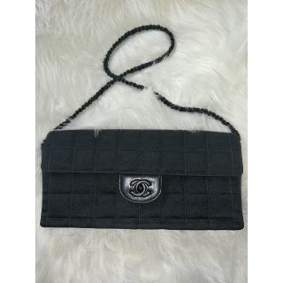 シャネル(CHANEL)のシャネル　ショルダー　バッグ　ブラック(ショルダーバッグ)