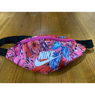 ナイキ(NIKE)のNIKE ウエストバック(その他)