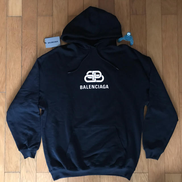 Balenciaga ロゴフーディ ブラック-