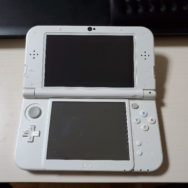 ニンテンドー3DS LL 1