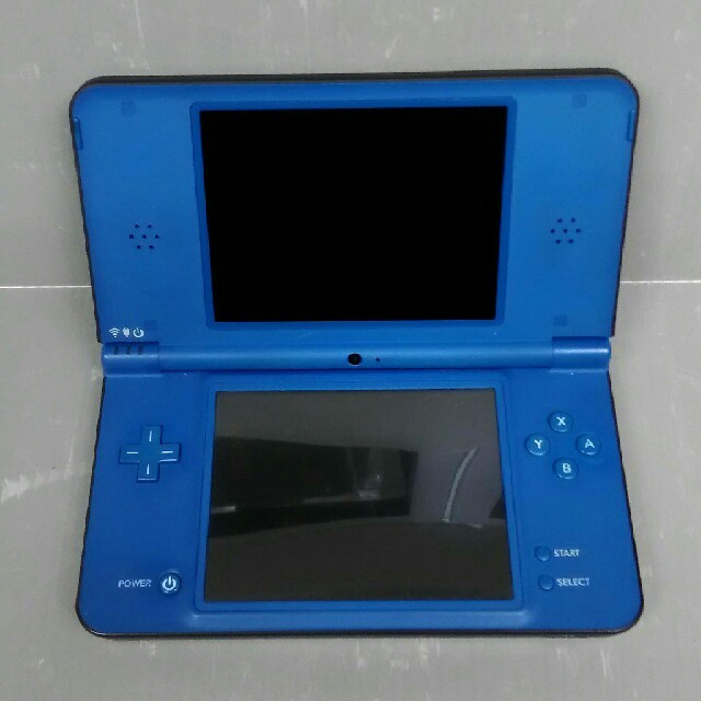 DSi LL ジャンク エンタメ/ホビーのゲームソフト/ゲーム機本体(携帯用ゲーム機本体)の商品写真