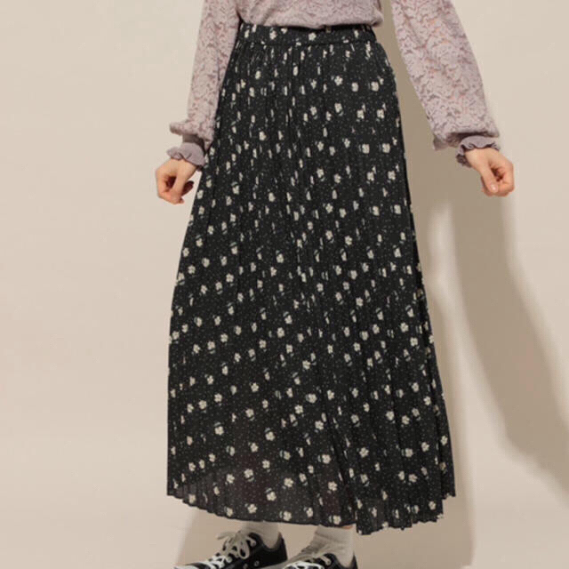 Kastane(カスタネ)のアプレジュール apres jour スカート 花柄 ロング 小花 レディースのスカート(ロングスカート)の商品写真