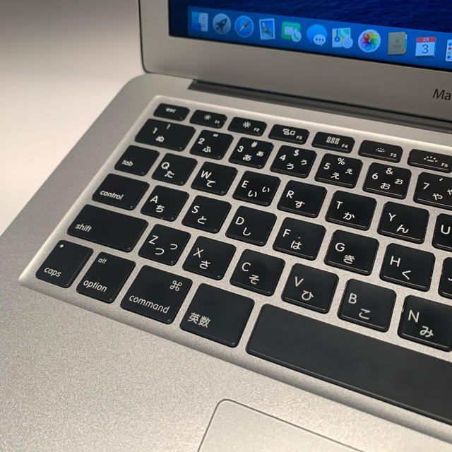 Mac (Apple)(マック)の美品　APPLE MacBook Air  MJVE2J/A スマホ/家電/カメラのPC/タブレット(ノートPC)の商品写真