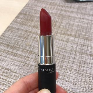 リンメル(RIMMEL)のリンメルマシュマロルックリップスティック28(口紅)