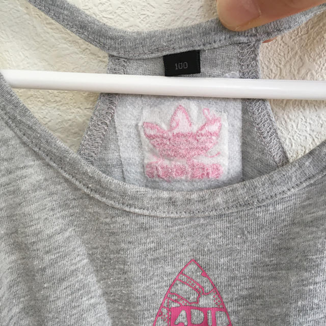 adidas(アディダス)のタンクトップワンピ キッズ/ベビー/マタニティのキッズ服女の子用(90cm~)(ワンピース)の商品写真