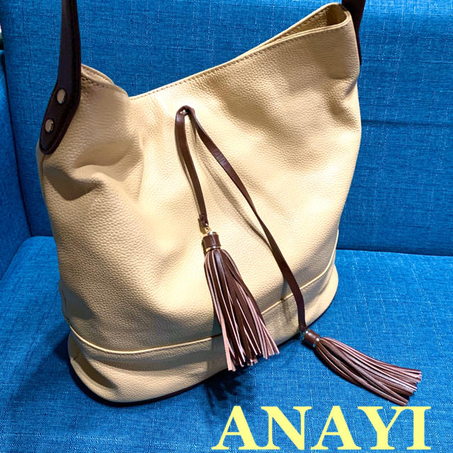 ANAYI(アナイ)の未使用⭐️美麗【ANAYI】 タッセルレザートートショルダーバッグ レディースのバッグ(ショルダーバッグ)の商品写真