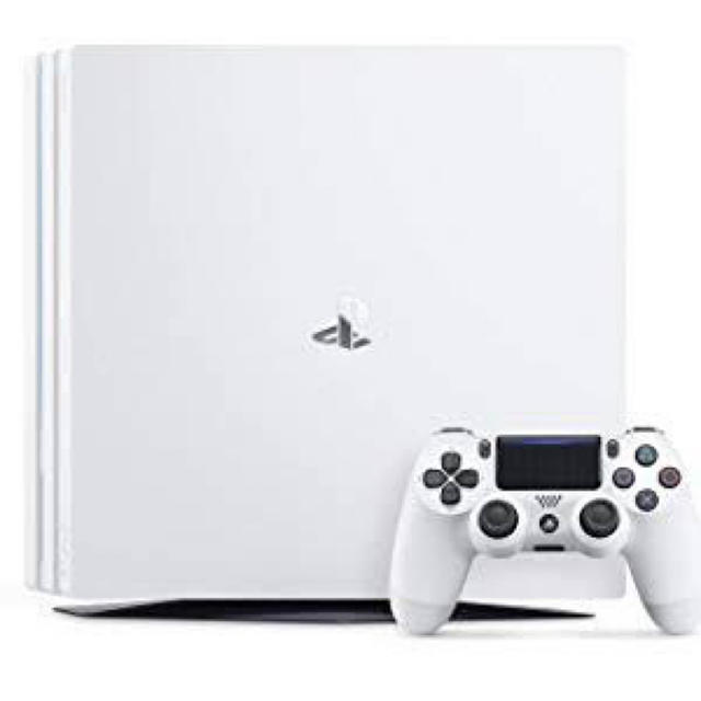 PlayStation4(プレイステーション4)のPS4 PRO  エンタメ/ホビーのゲームソフト/ゲーム機本体(家庭用ゲーム機本体)の商品写真