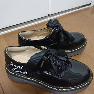 ジェニィ(JENNI)の★美品 JENNI ブラック おしゃれ靴★(スニーカー)