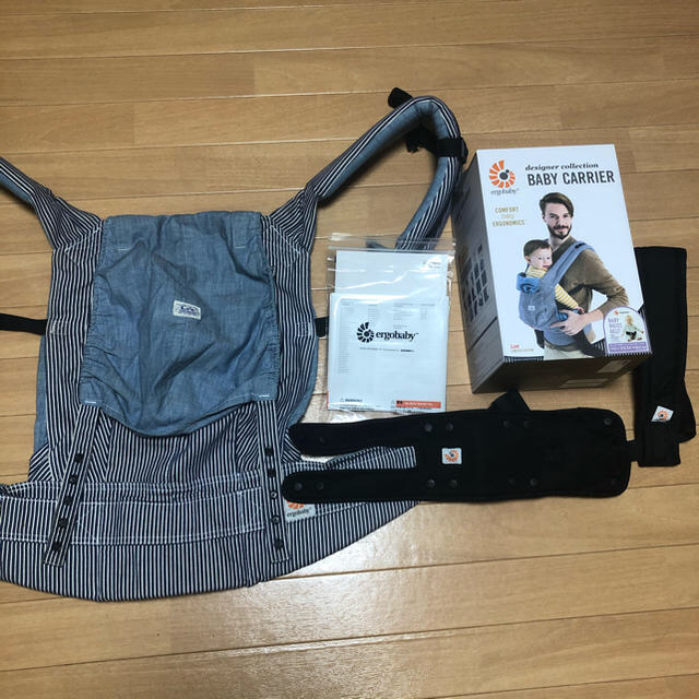 Ergobaby(エルゴベビー)のエルゴ　抱っこ紐　lee キッズ/ベビー/マタニティの外出/移動用品(抱っこひも/おんぶひも)の商品写真