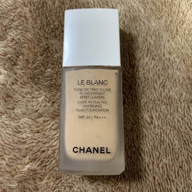 シャネル CHANEL❤ルブランフリュイドルミエール#20 30㍉