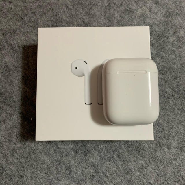 Apple airpods 第1世代