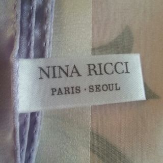 ニナリッチ(NINA RICCI)の再度下げ中♪NINA RICCIスカーフ(マフラー/ショール)