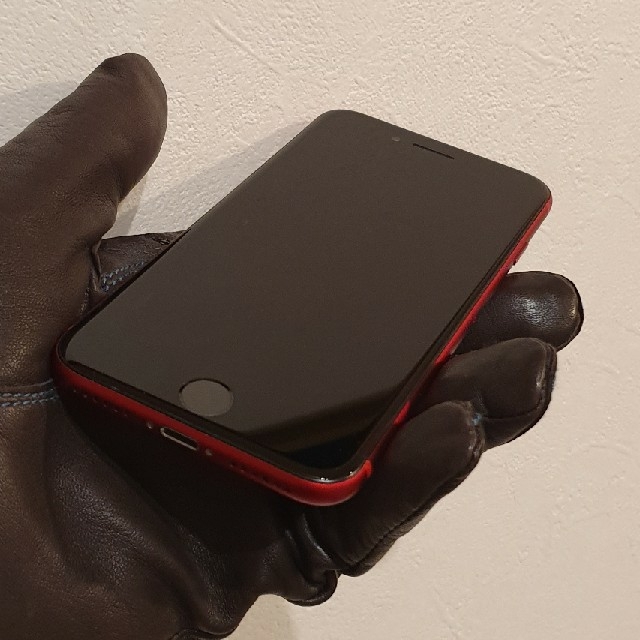 iPhone(アイフォーン)のiphone 8 product red simフリー スマホ/家電/カメラのスマートフォン/携帯電話(スマートフォン本体)の商品写真