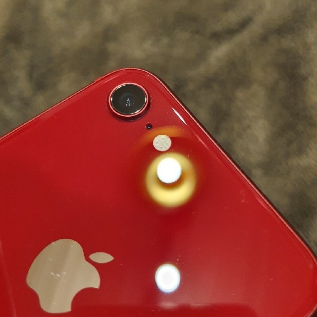 iPhone(アイフォーン)のiphone 8 product red simフリー スマホ/家電/カメラのスマートフォン/携帯電話(スマートフォン本体)の商品写真