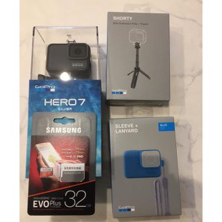 ゴープロ(GoPro)のあなくま様専用　Go pro HERO7 Silver 4点セット(ビデオカメラ)