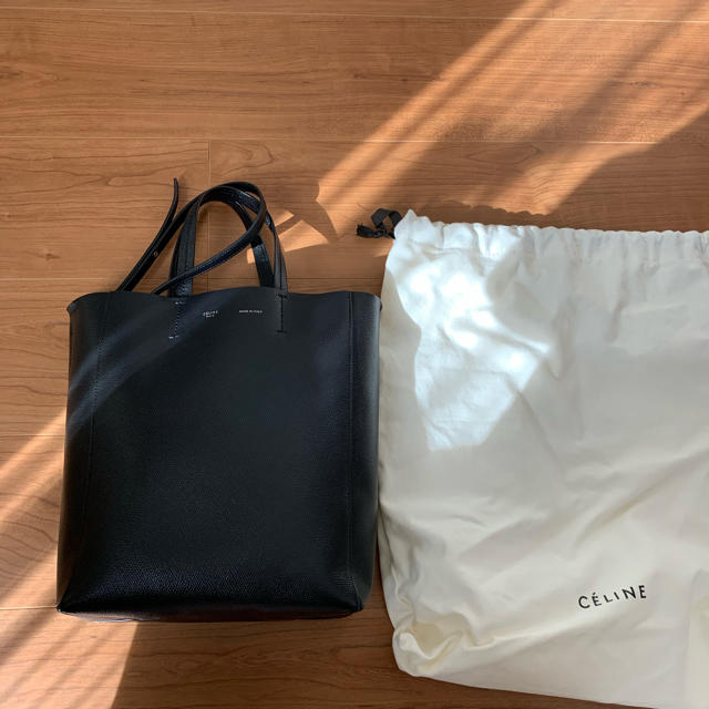 デパート購入正規品！CELINE トリオ　ラージ