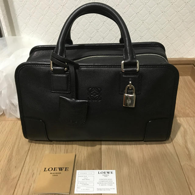 LOEWE - ロエベ アマソナ28 ブラック×シルバーの通販 by mii"s shop｜ロエベならラクマ