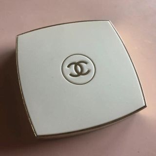 シャネル(CHANEL)の毒苺様専用♡♡値下げ！可愛い♡ココマドモアゼル パルファムコンパクト(香水(女性用))