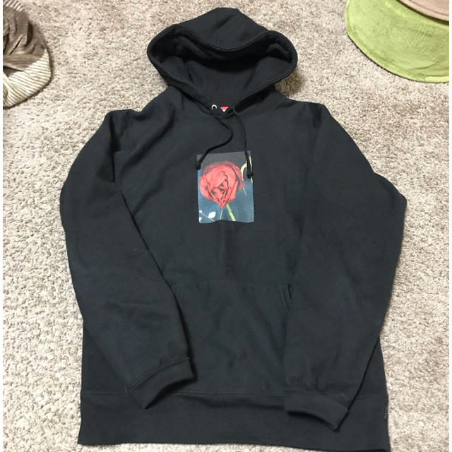 M supreme araki rose hooded sweatshirtメンズ