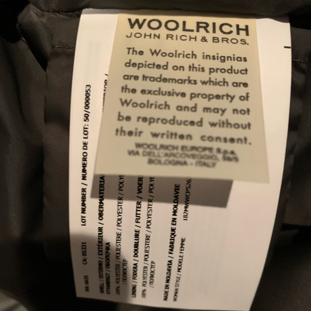 WOOLRICH(ウールリッチ)のさあてぃっち様専用ラグジュアリーアークティックパーカ　夏限定お値下げ メンズのジャケット/アウター(ダウンジャケット)の商品写真