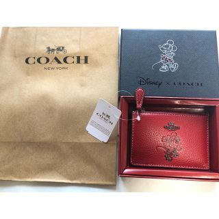 コーチ(COACH)の【新品】コーチ×ディズニーコラボ♡ミニー小銭入れ(コインケース)