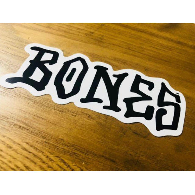 m❤︎様専用　bonesステッカー2枚セット スポーツ/アウトドアのスポーツ/アウトドア その他(スケートボード)の商品写真