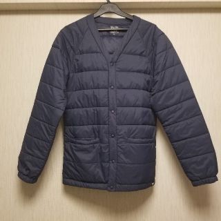 ヘリーハンセン(HELLY HANSEN)のHELLY HANSEN　ヘリーハンセン    インナーダウン　M　プリマロフト(ダウンジャケット)