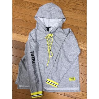 フォーエバートゥエンティーワン(FOREVER 21)のFOREVER 21 パーカー L(パーカー)