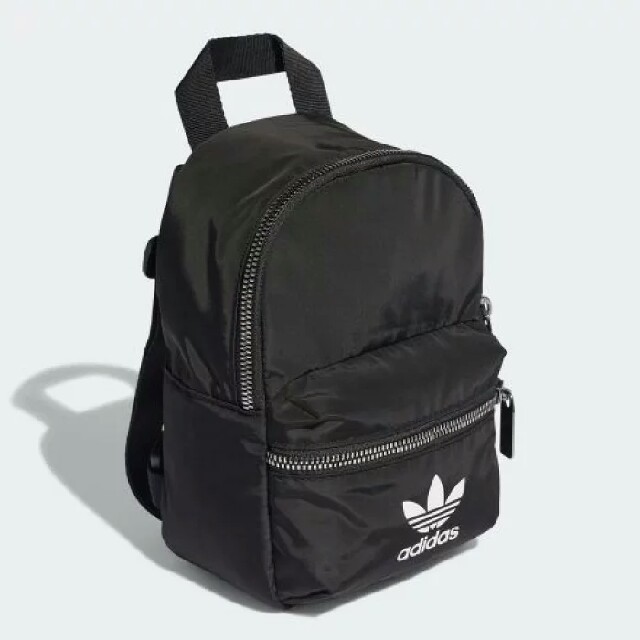 adidas(アディダス)のなあ0326様専用　アディダス ミニバック パック/リックサック 黒  レディースのバッグ(その他)の商品写真